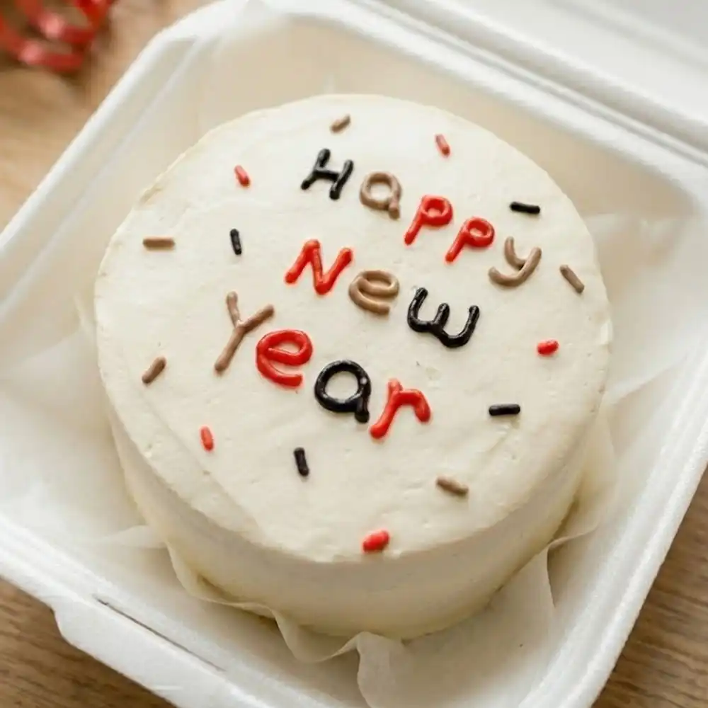 Classic new year bento cake