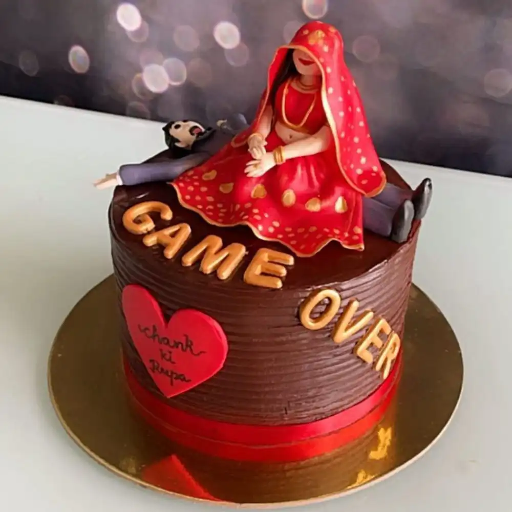 Premium cake for Bride